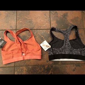 NWT Victoria secret sports bras size small